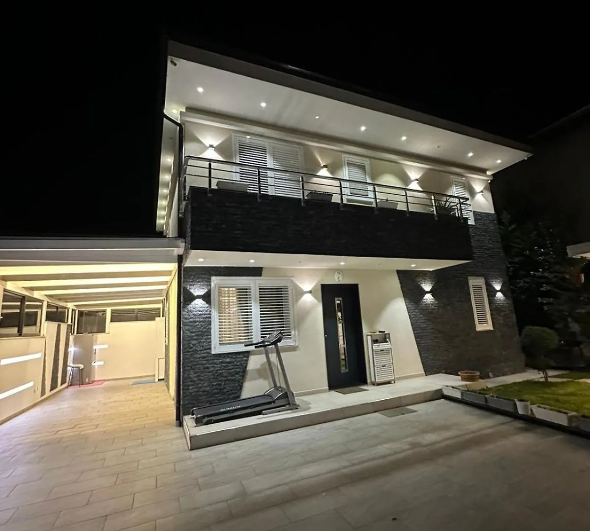 Villa Inside Tirana
